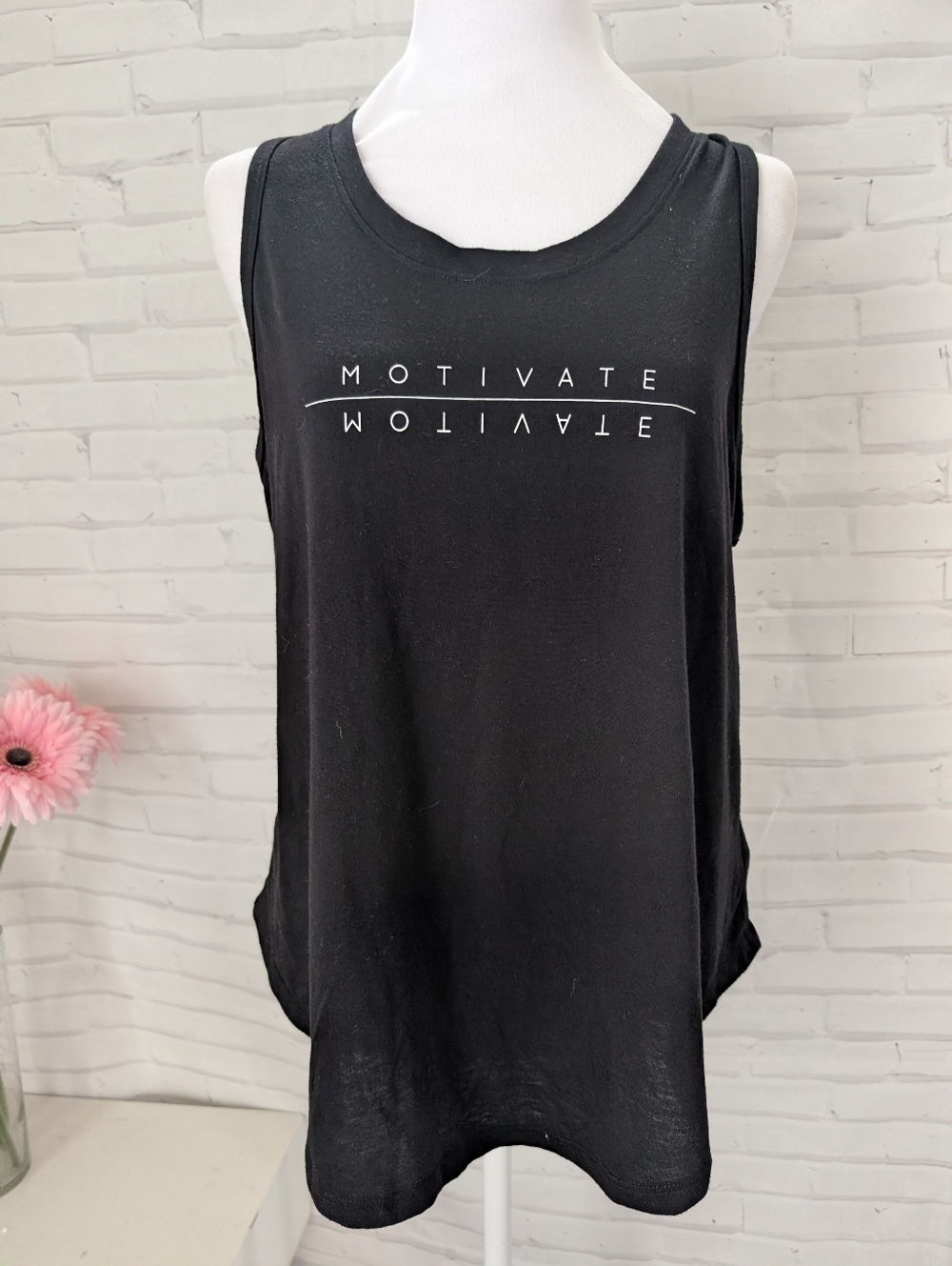 Xersion Black "Motivate" Women’s Sleeveless Tank